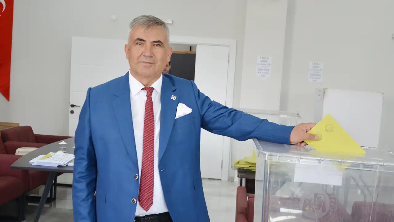 Uğur Albayrak, Uşak SMMM Odası Seçimlerini Kazandı