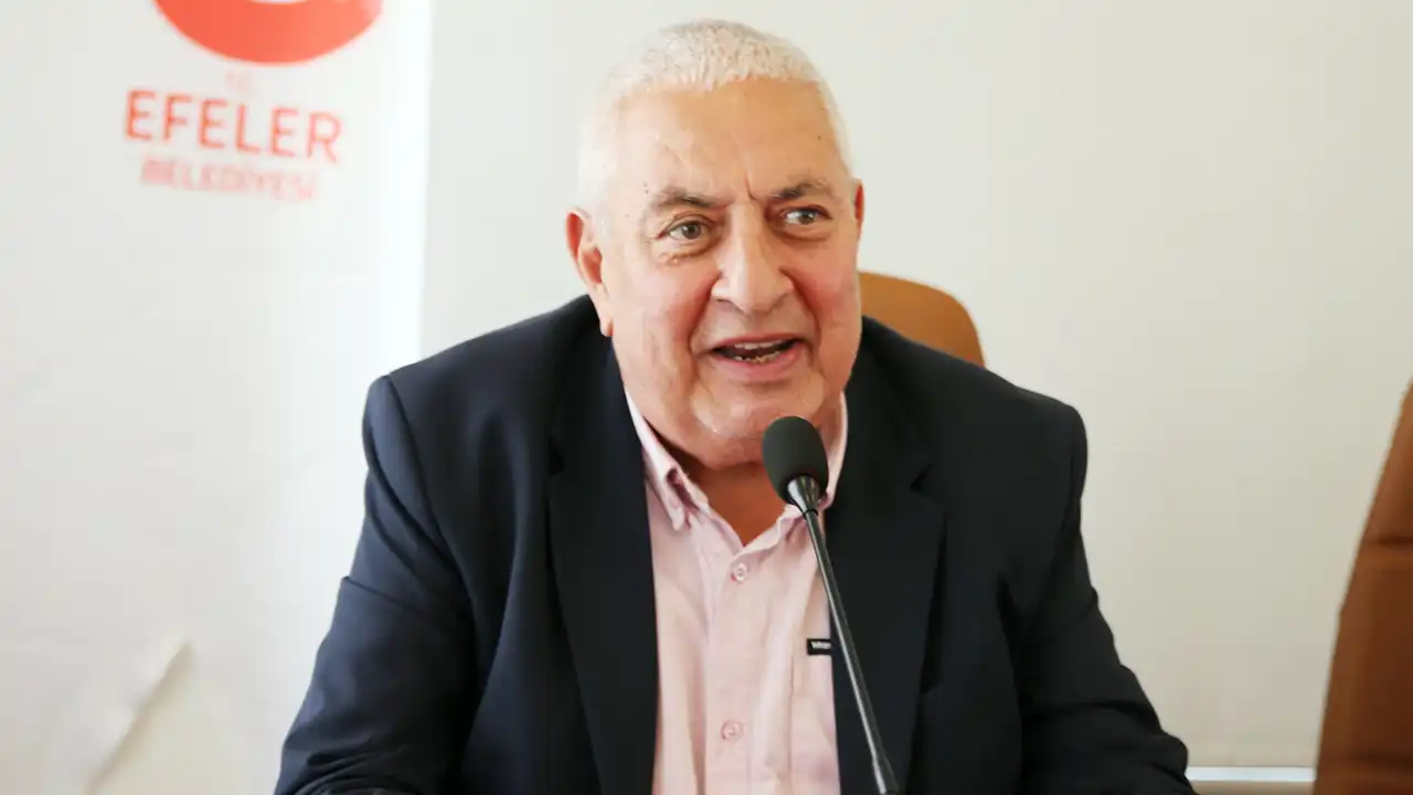 Uşak Eski Valisi Kavas Dedesi Yörük Ali Efe'yi Anlattı