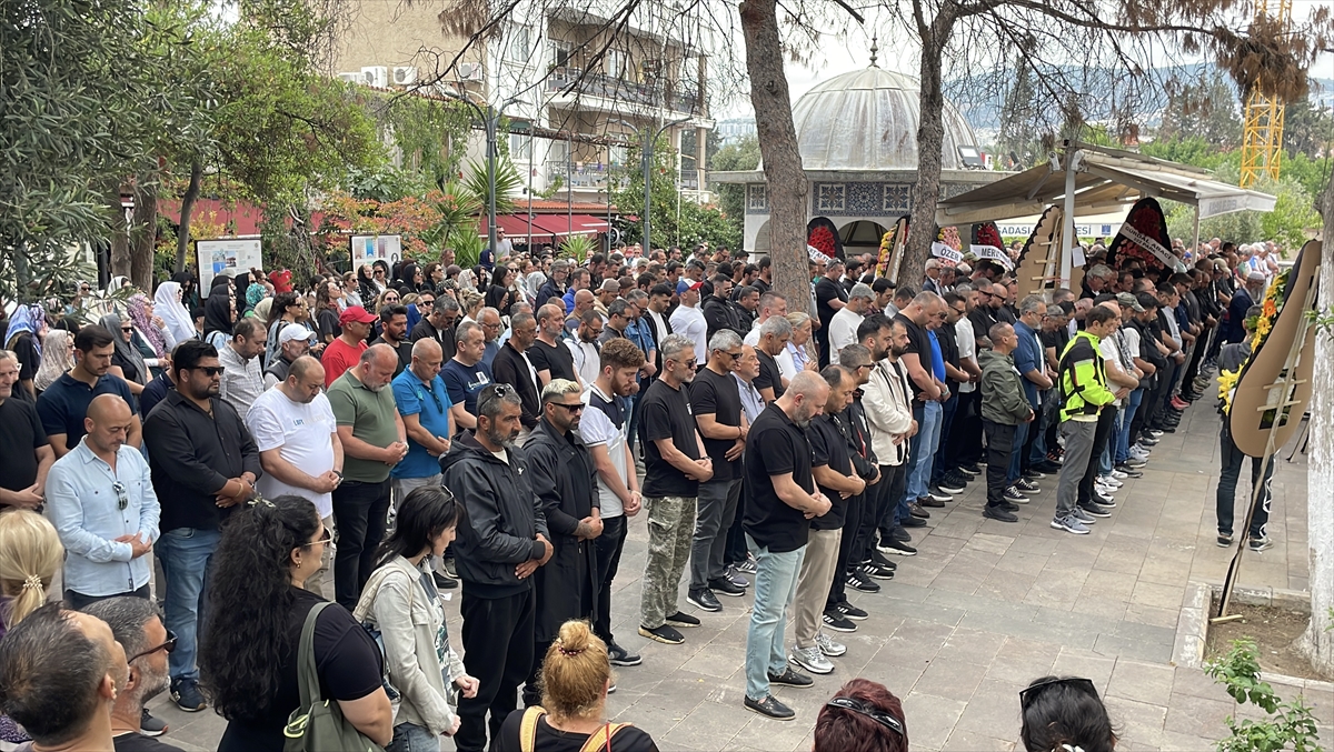 Şarkıcı Şimal, Aydın'da son yolculuğuna uğurlandı