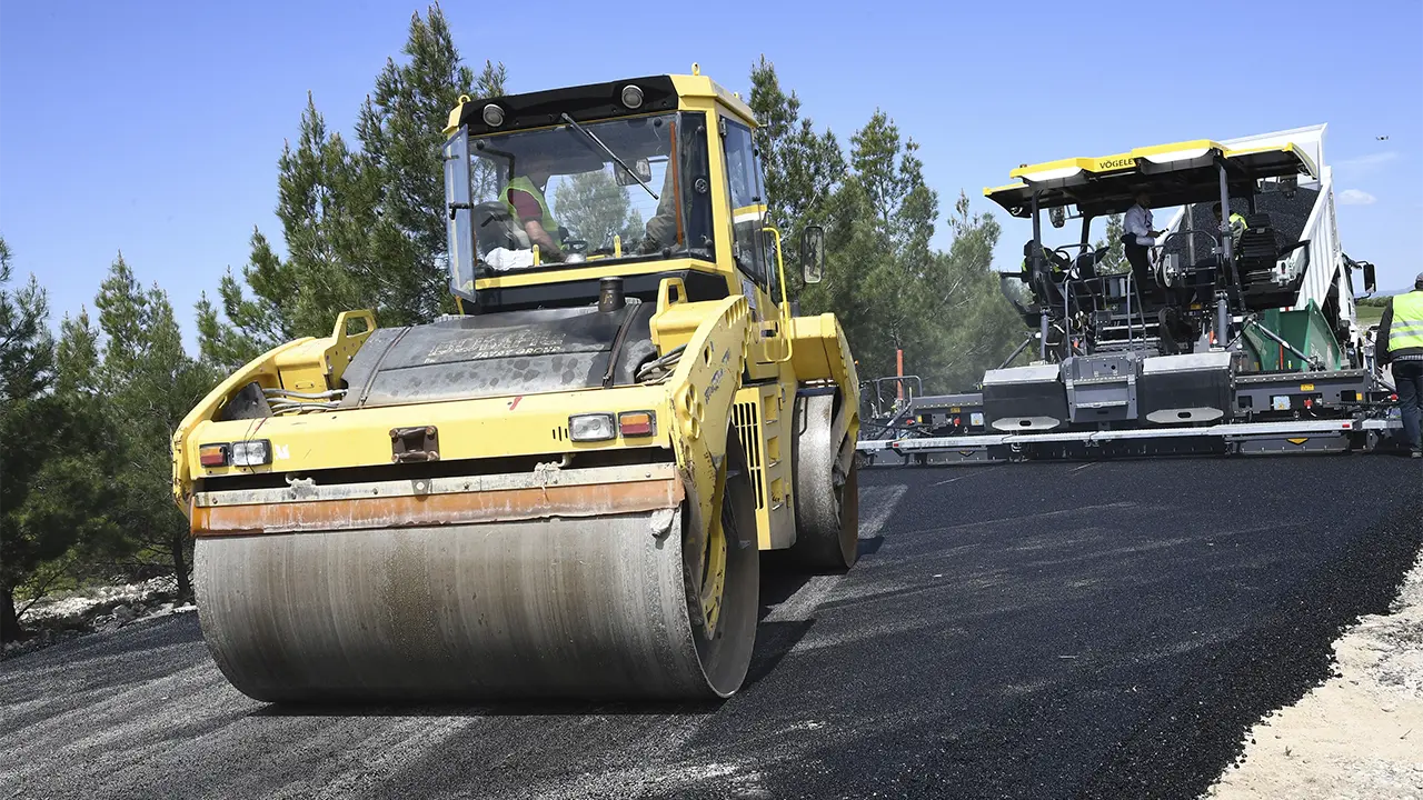 Uşaklı Sürücülere Uyarı: Bu Yol Belirli Süre Kapanacak!