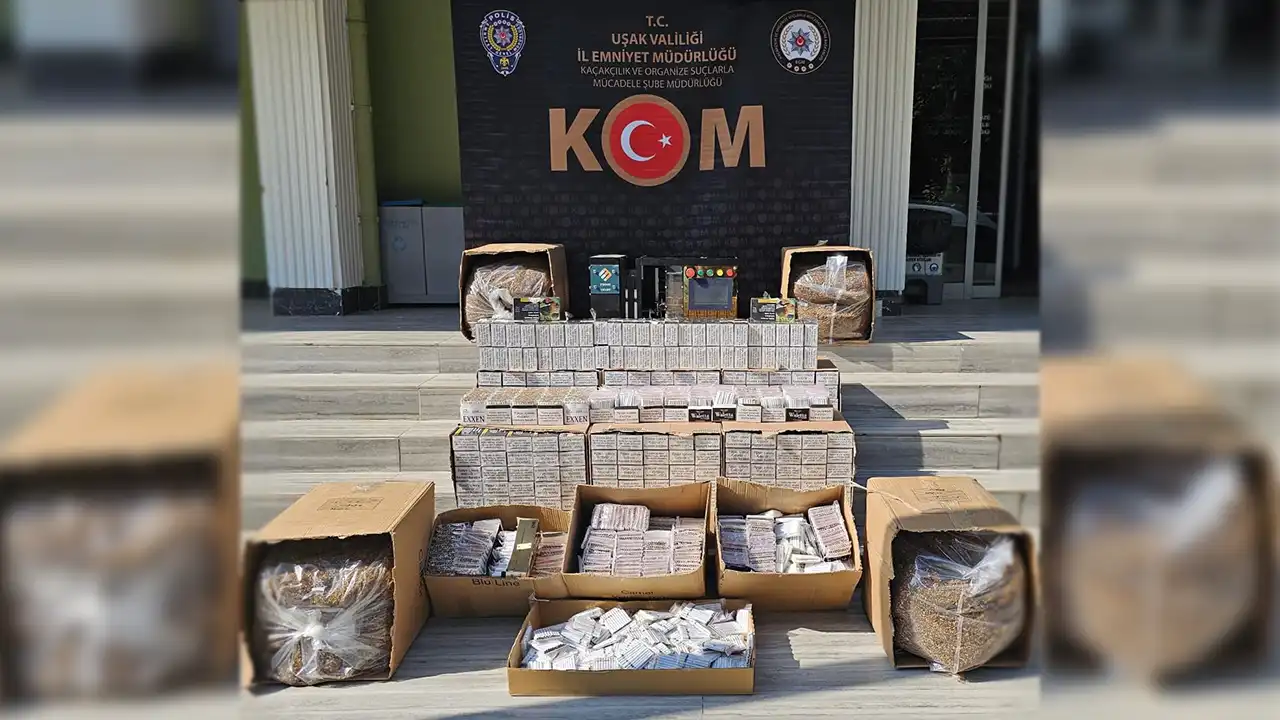 Uşak'ta 48 Kilo Tütün ve 100 Bin Makaron Yakalandı