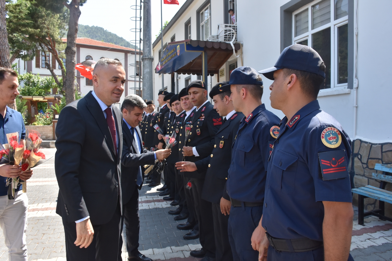Kemalpaşa'da Jandarma teşkilatının kuruluş yıl dönümü kutlandı