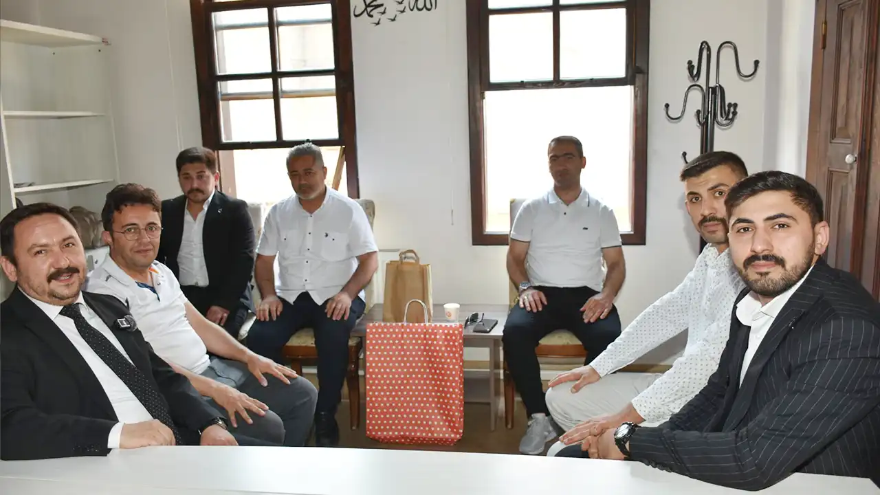 Alperen Ocakları’ndan Uşak Kent Konseyi’ne Ziyaret