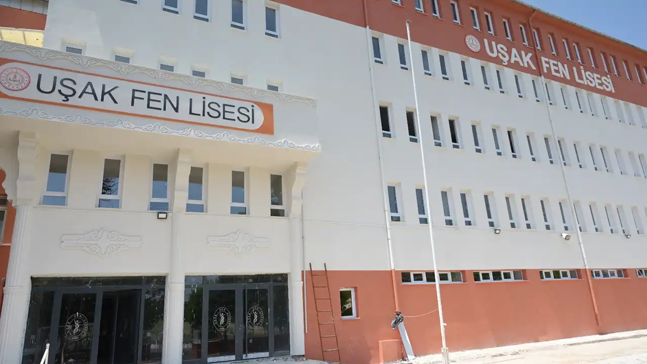 Uşak Fen Lisesi Depreme Dayanıklı Hale Getirildi