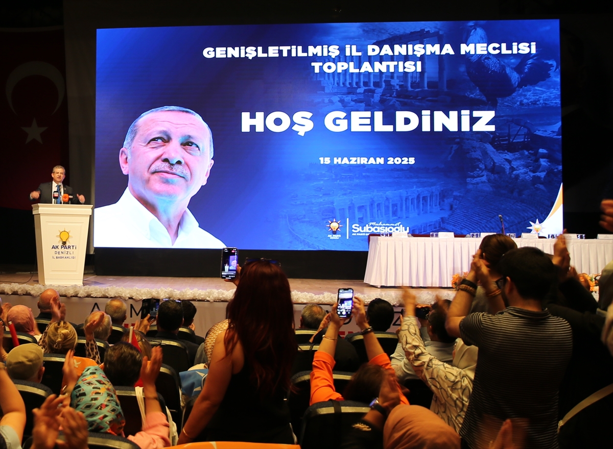 AK Parti Genel Başkan Yardımcısı Zeybekci, Denizli'de konuştu: