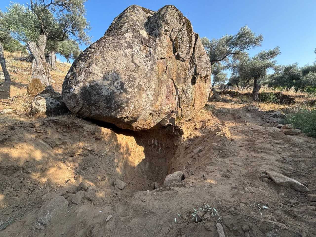 Aydın'da kaçak kazı yapan 8 şüpheli yakalandı