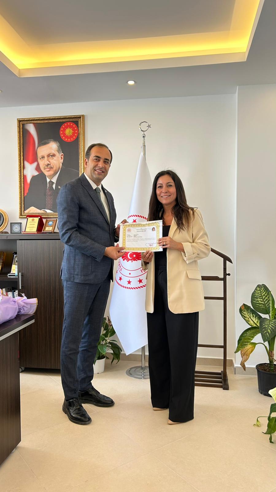 Datça'da özverili okul müdürlerine başarı belgesi verildi