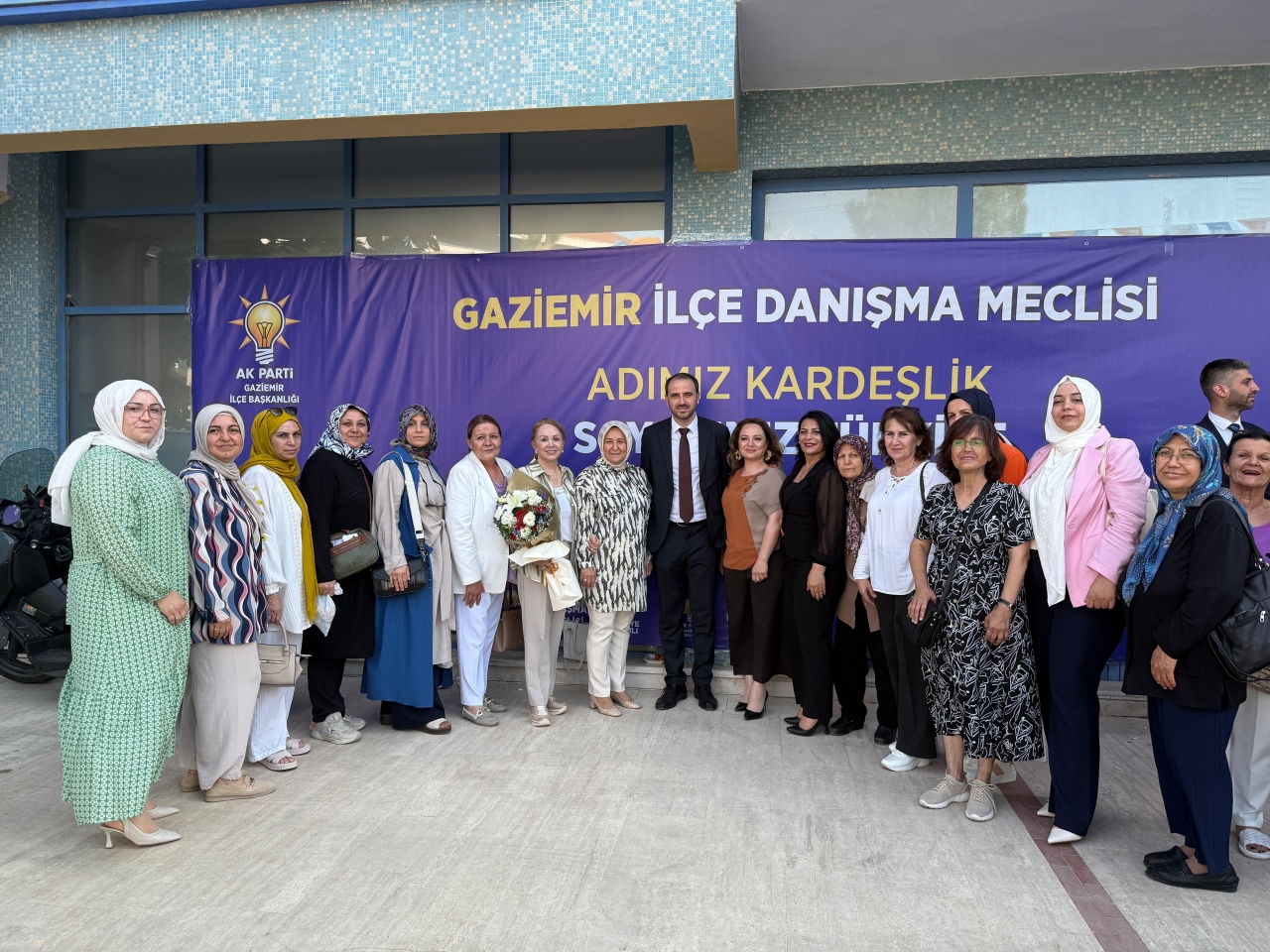 AK Parti Gaziemir Danışma Meclisi Toplantısı yapıldı