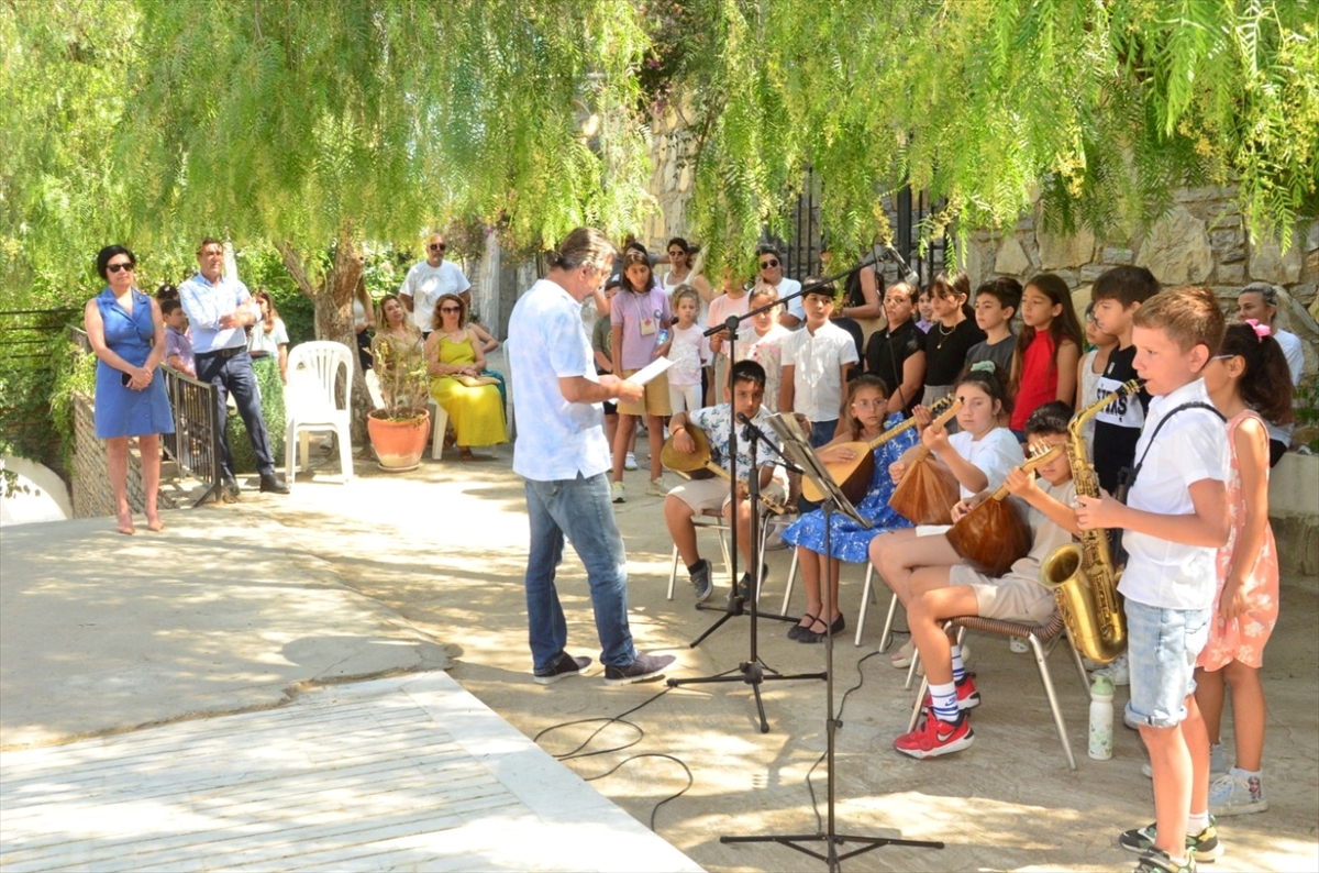 Muğla'da "Hikayeler ve Resimlerle Bodrum Tarihi" sergisi düzenlendi