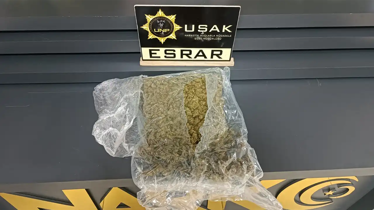Uşak'ta 1100 gr Esrar Ele Geçirildi