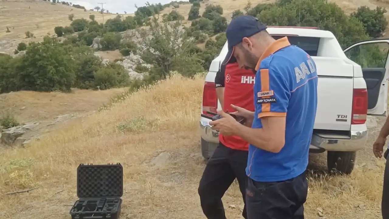 Uşak’ta Kayıp Alarmı: Bir Kişi Bulundu, Diğeri İçin Arama Sürüyor