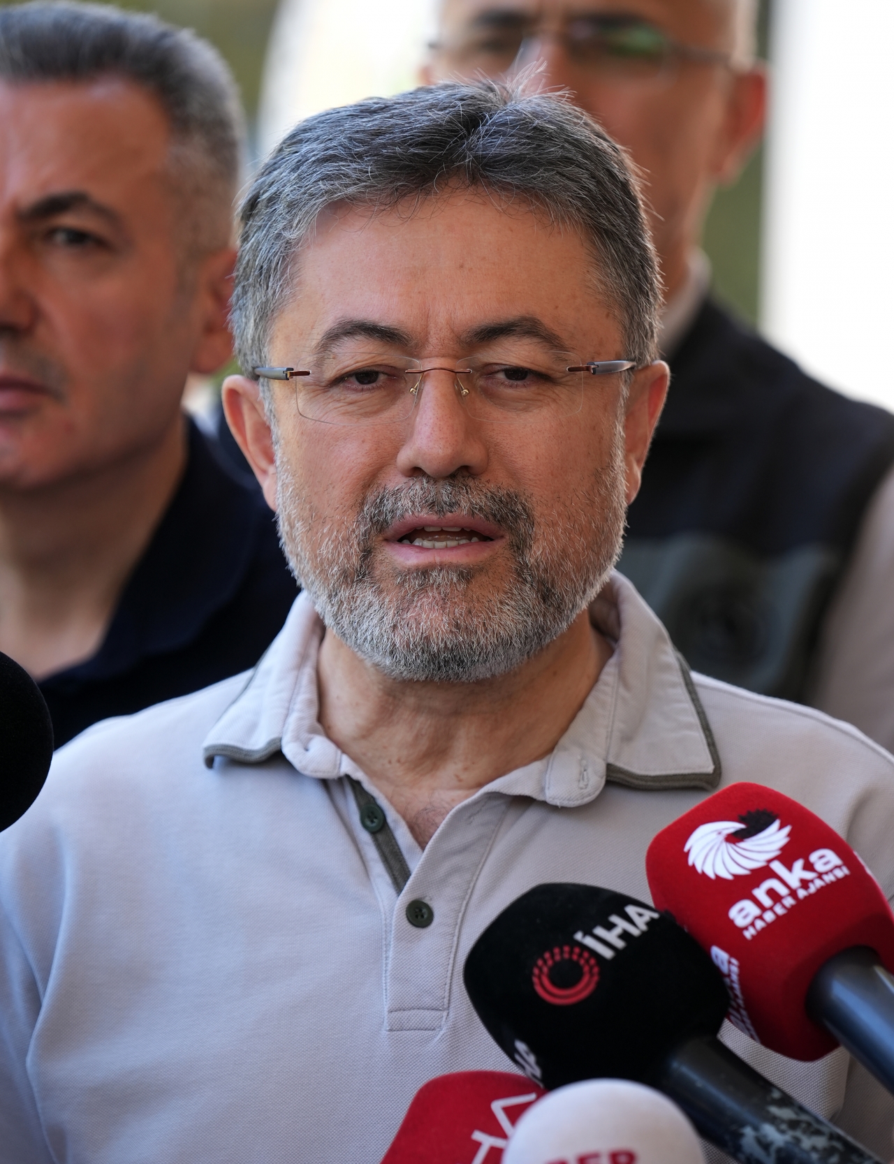 Bakan Yumaklı, İzmir'de orman yangınlarına ilişkin açıklama yaptı