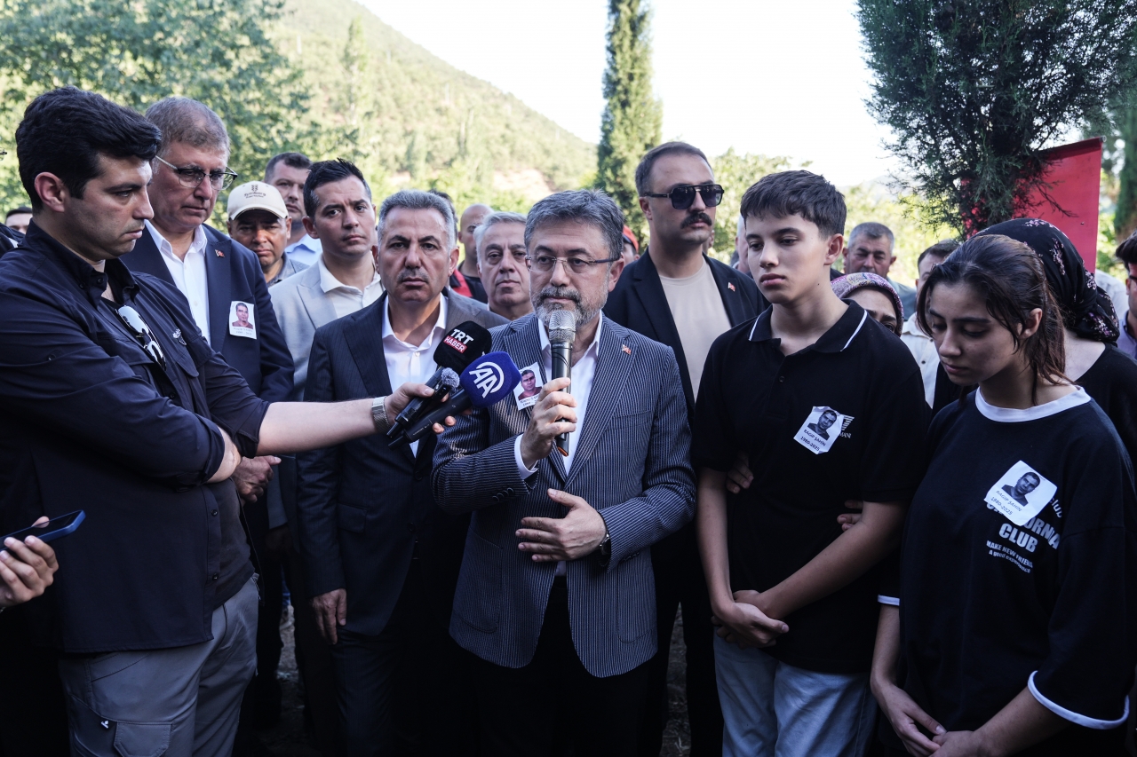 Bakan Yumaklı, şehit orman işçisi için düzenlenen cenaze töreninde konuştu