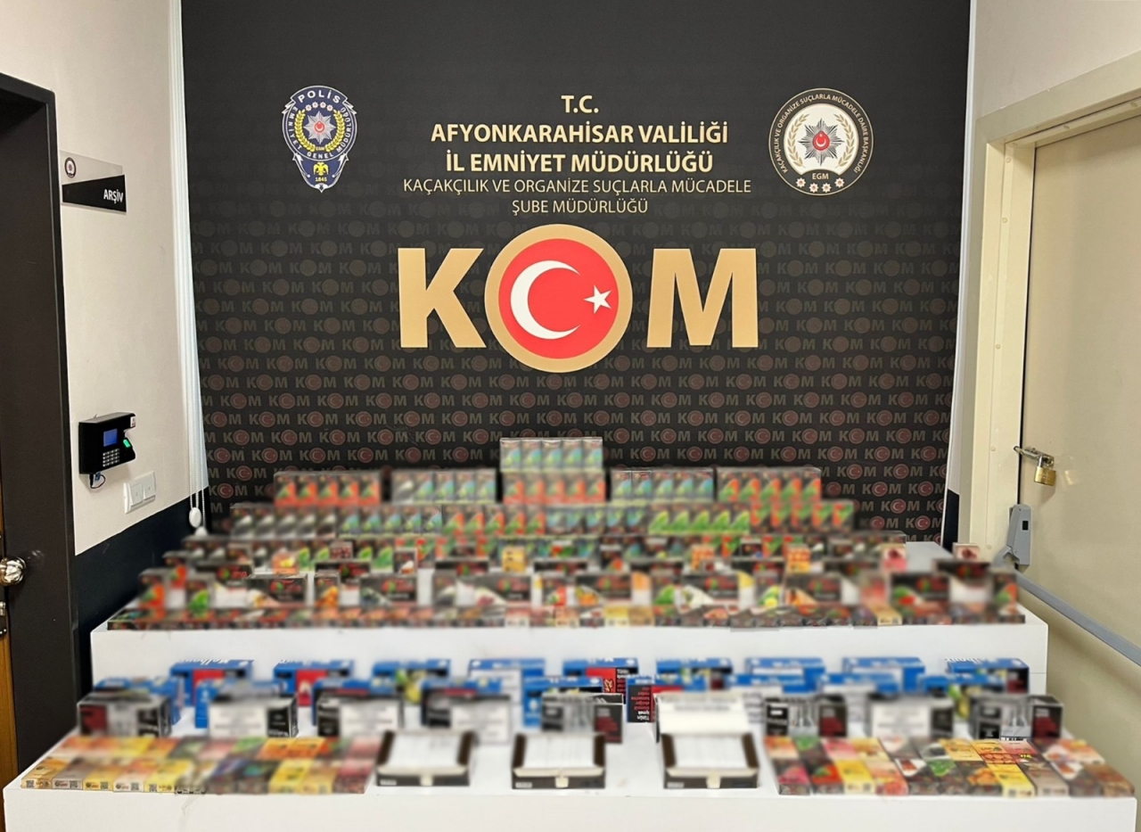 Afyonkarahisar'da 6 bin makaron ele geçirildi