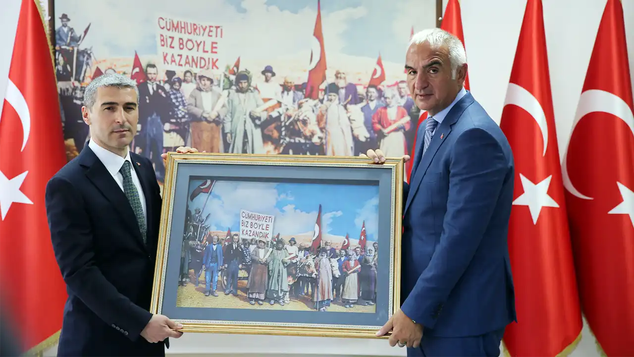 Kültür ve Turizm Bakanı Mehmet Nuri Ersoy, Uşak'a Geldi