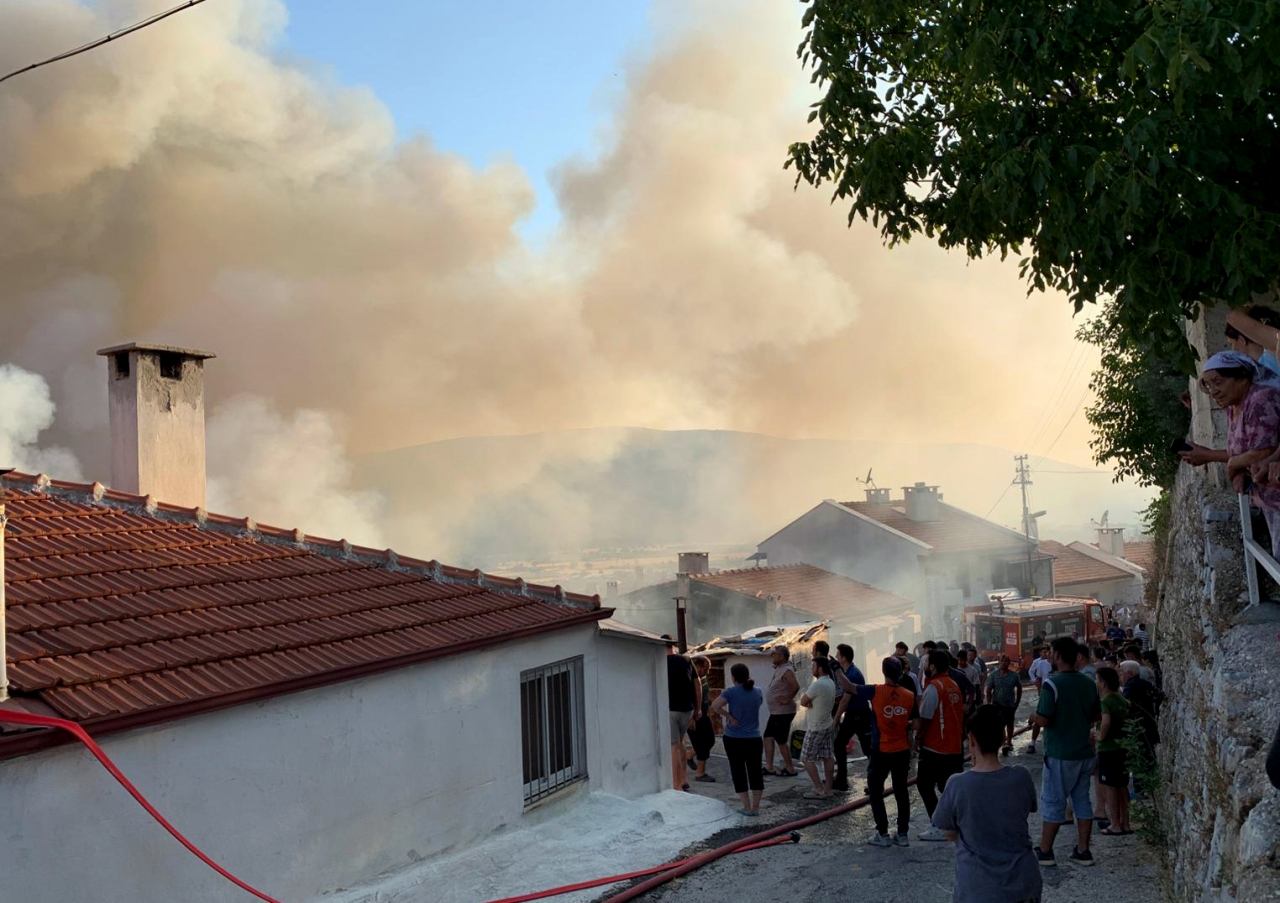 Muğla'da yangın çıkan müstakil ev kullanılamaz hale geldi