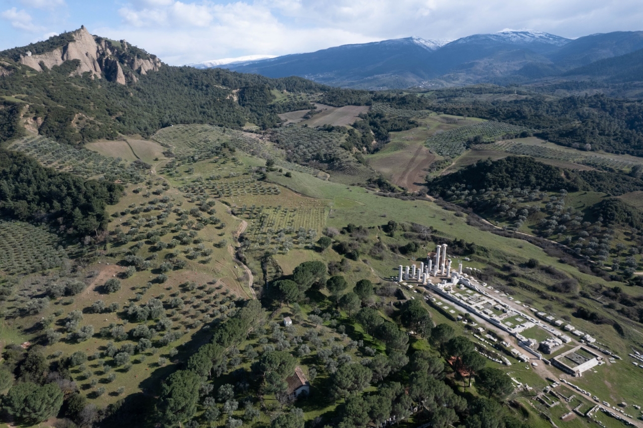 Manisa'da, Sardes Antik Kenti ve Lidya Tümülüsleri'nin UNESCO'ya alınması sevinci