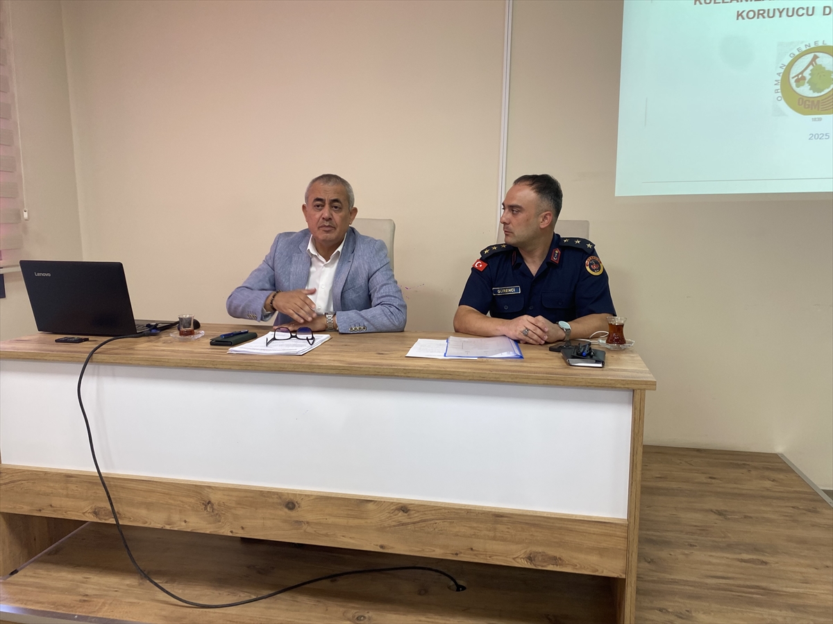 Alaşehir'de orman yangınlarıyla mücadele toplantısı yapıldı