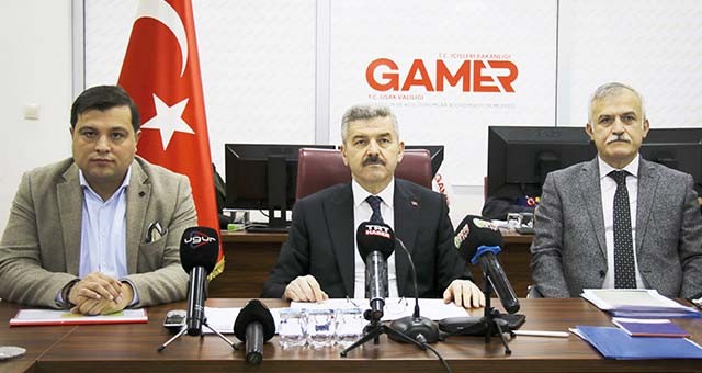 Uşak'tan depremden etkilenen illere 1 milyon 341 bin 768 battaniye gönderildi
