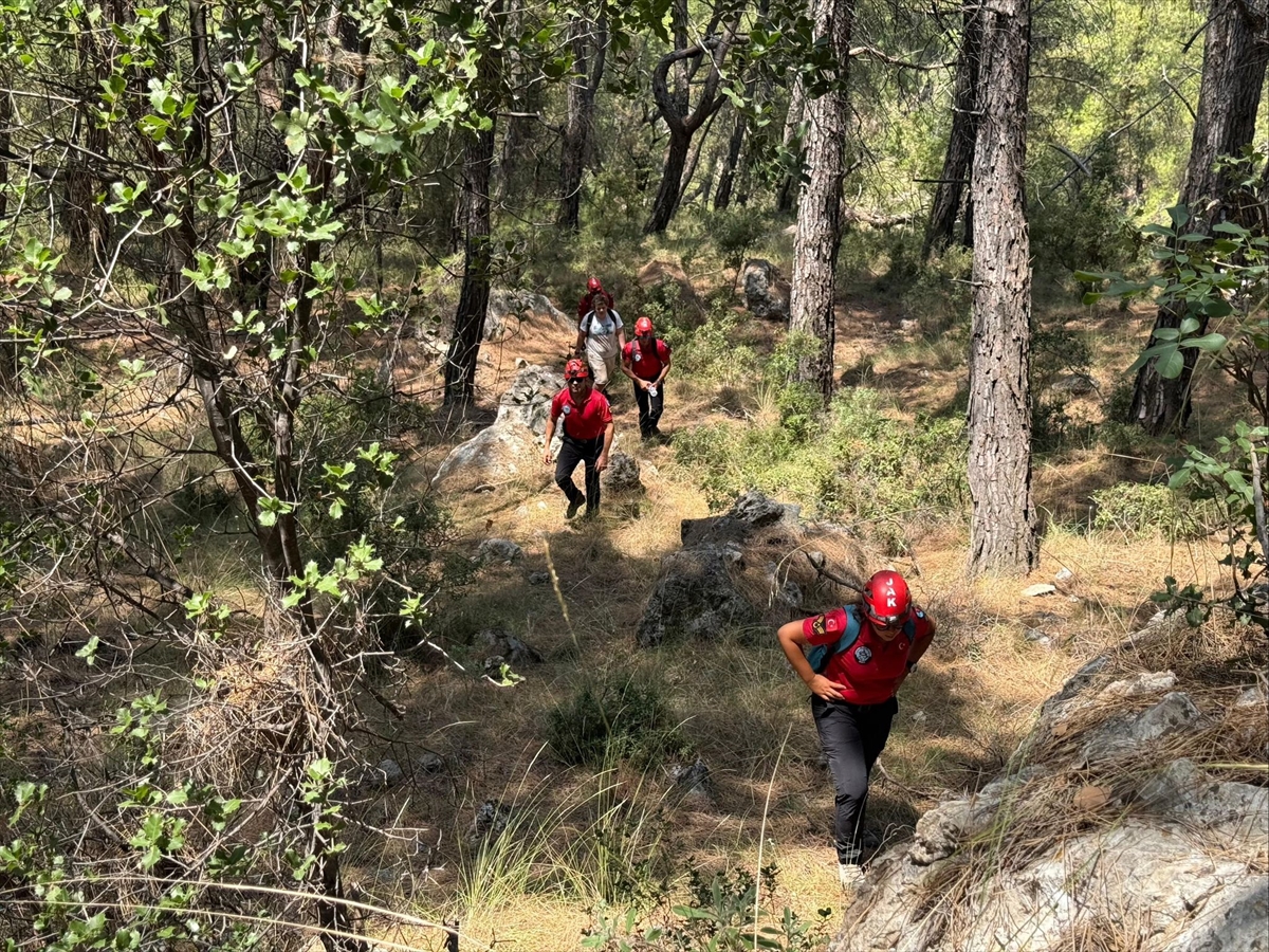 Fethiye'de ormanlık alanda kaybolan turist bulundu