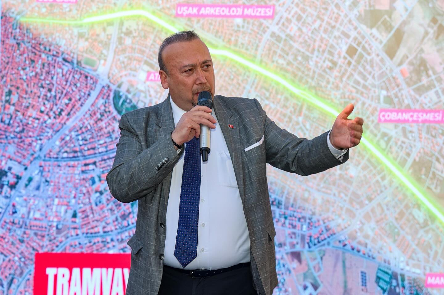 Çevreyolu, tramvay, otogar… Yalım 'Bakanla görüştüm' dedi, tarih verdi!