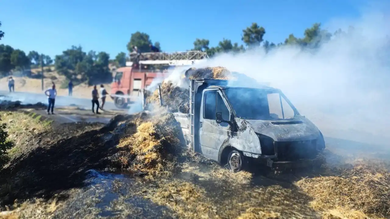 Saman Yüklü Kamyonette Korkunç Yangın: Çift Ağır Yaralandı!