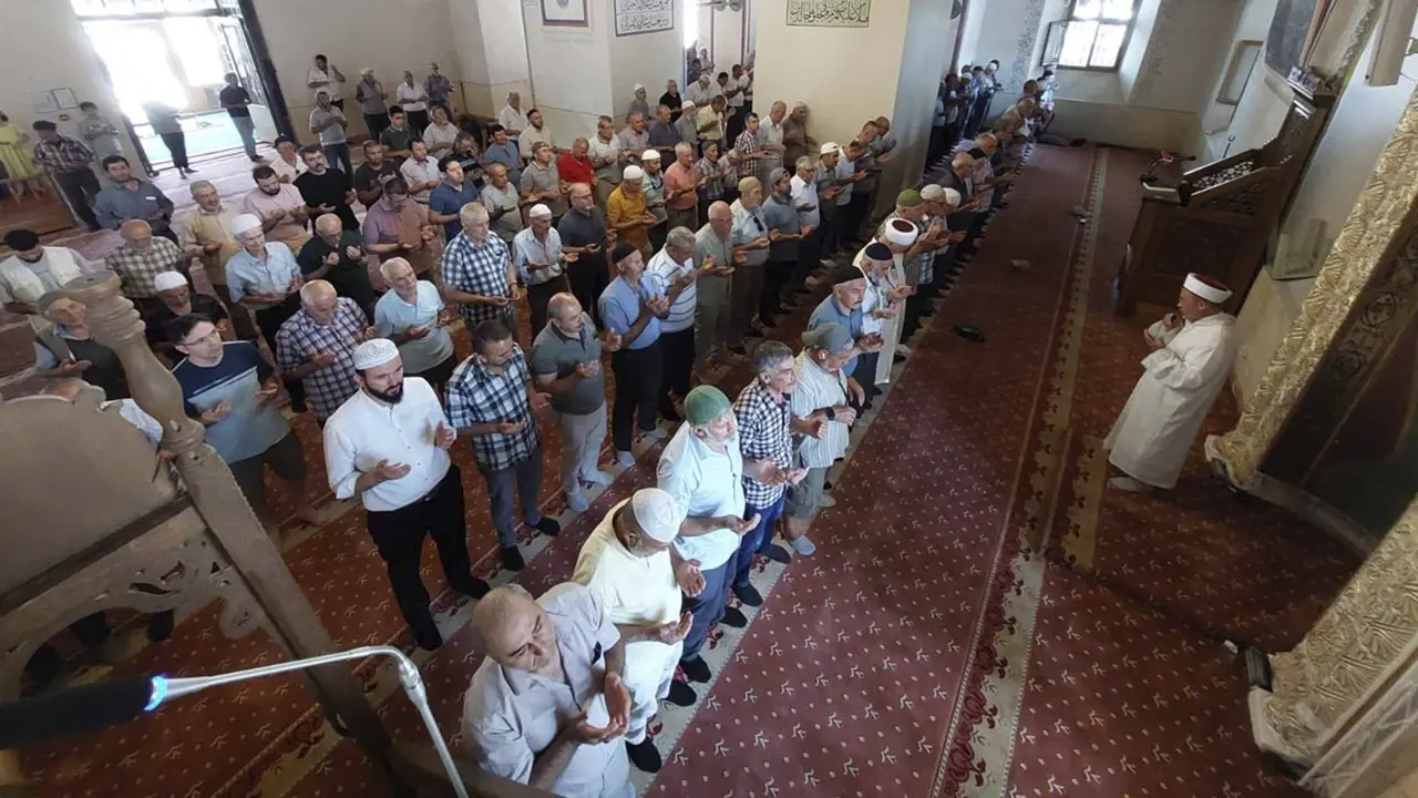 Uşak’ta Ulu Camii’nde yağmur duası için buluştular