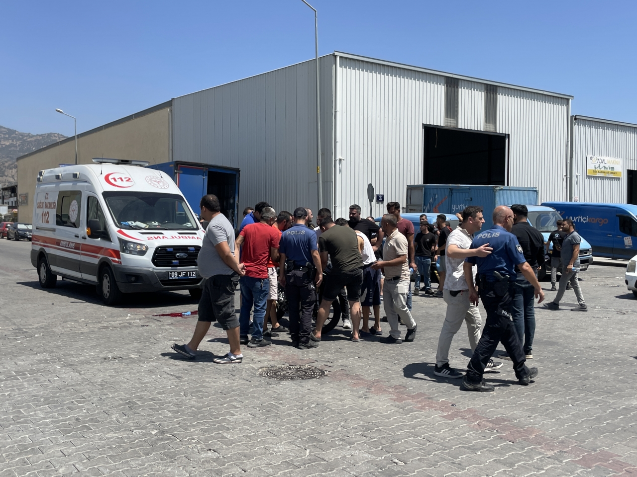 Aydın'da hafif ticari araçla çarpışan motosikletin sürücüsü Bilal Uluışık öldü