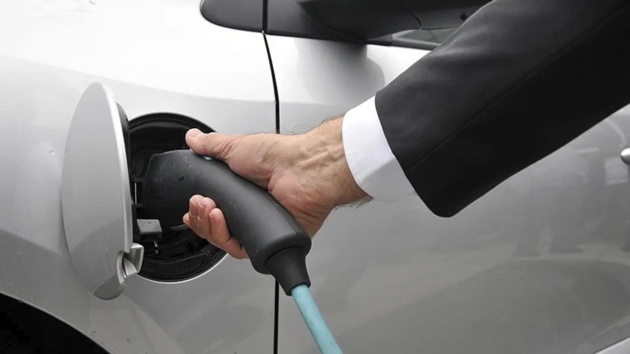 Vakıf Katılım'dan elektrikli araç şarj harcamalarına yönelik kampanya
