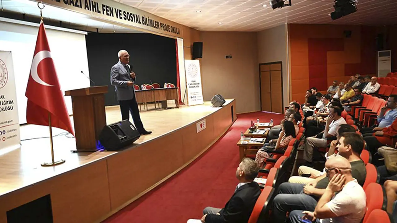 Uşak Üniversitesi, Lise Yöneticilerine Hedeflerini Anlattı