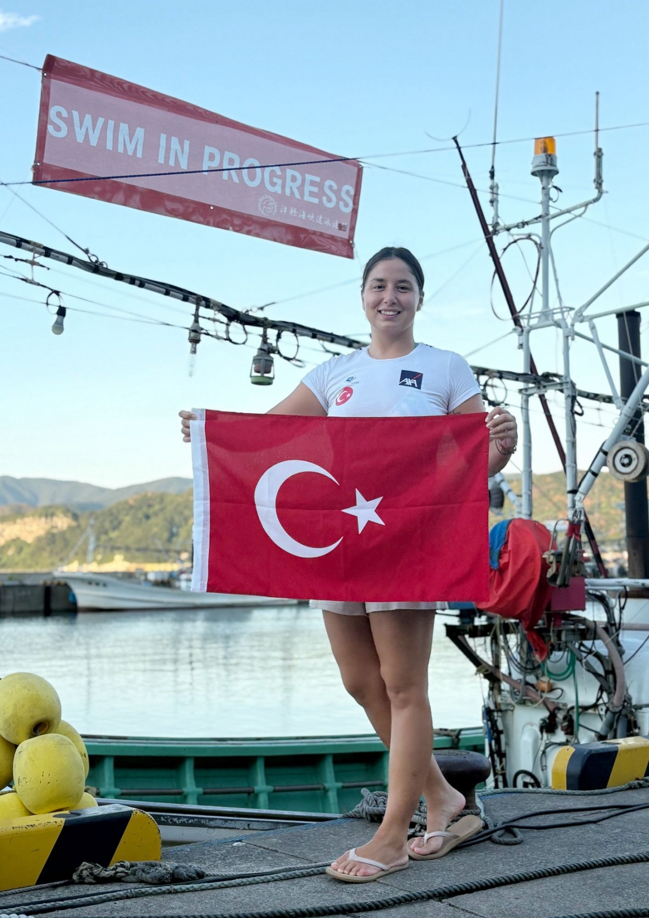 Bengisu Avcı, Japonya'da "Okyanus Yedilisi"ni tamamlamak için suya girdi