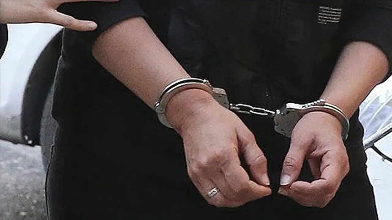 Manisa'da FETÖ operasyonunda 24 şüpheli tutuklandı