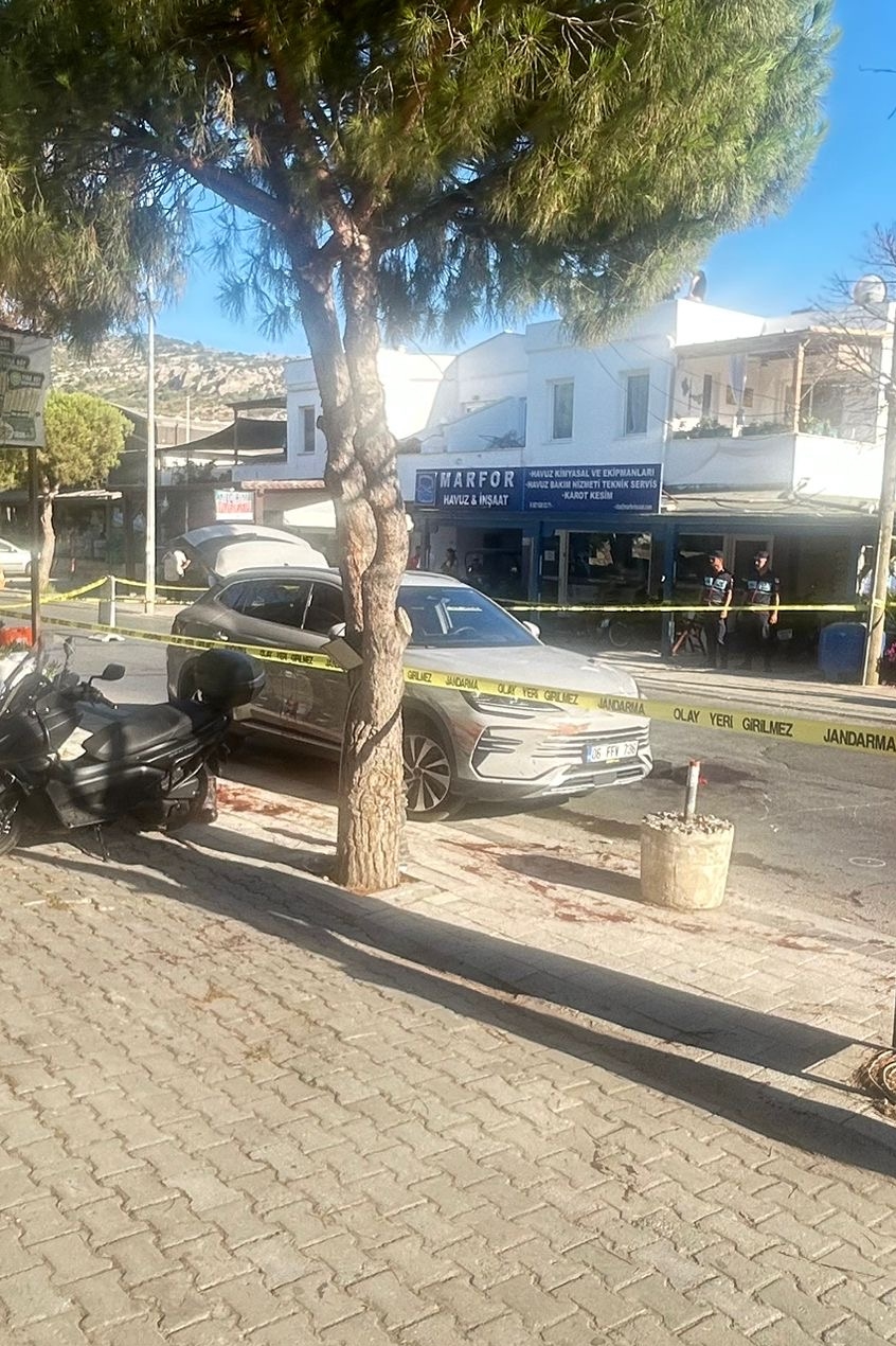Yol verme meselesi yüzünden çıkan silahlı kavgada 3 kişi yaralandı