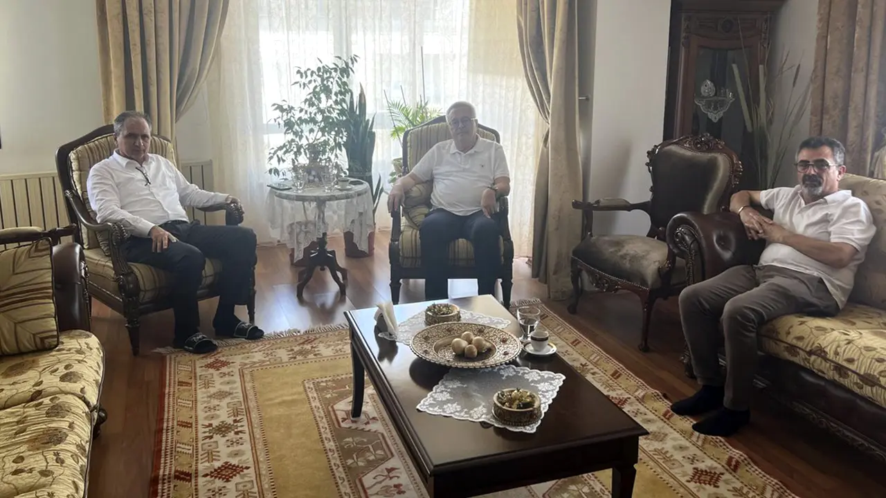 CHP’li Karaoba’dan AK Partili Güneş’e Taziye Ziyareti