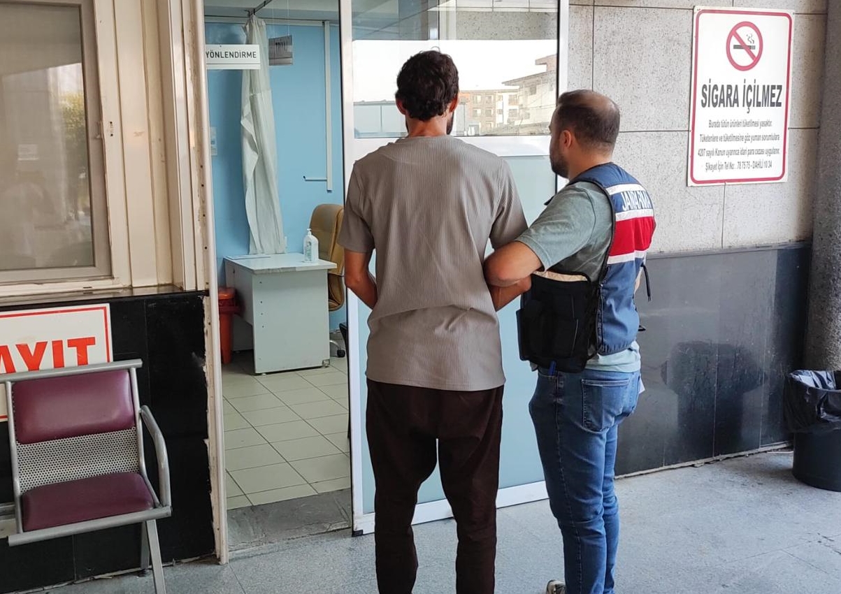 İzmir'de terör örgütü DEAŞ operasyonunda 1 şüpheli yakalandı