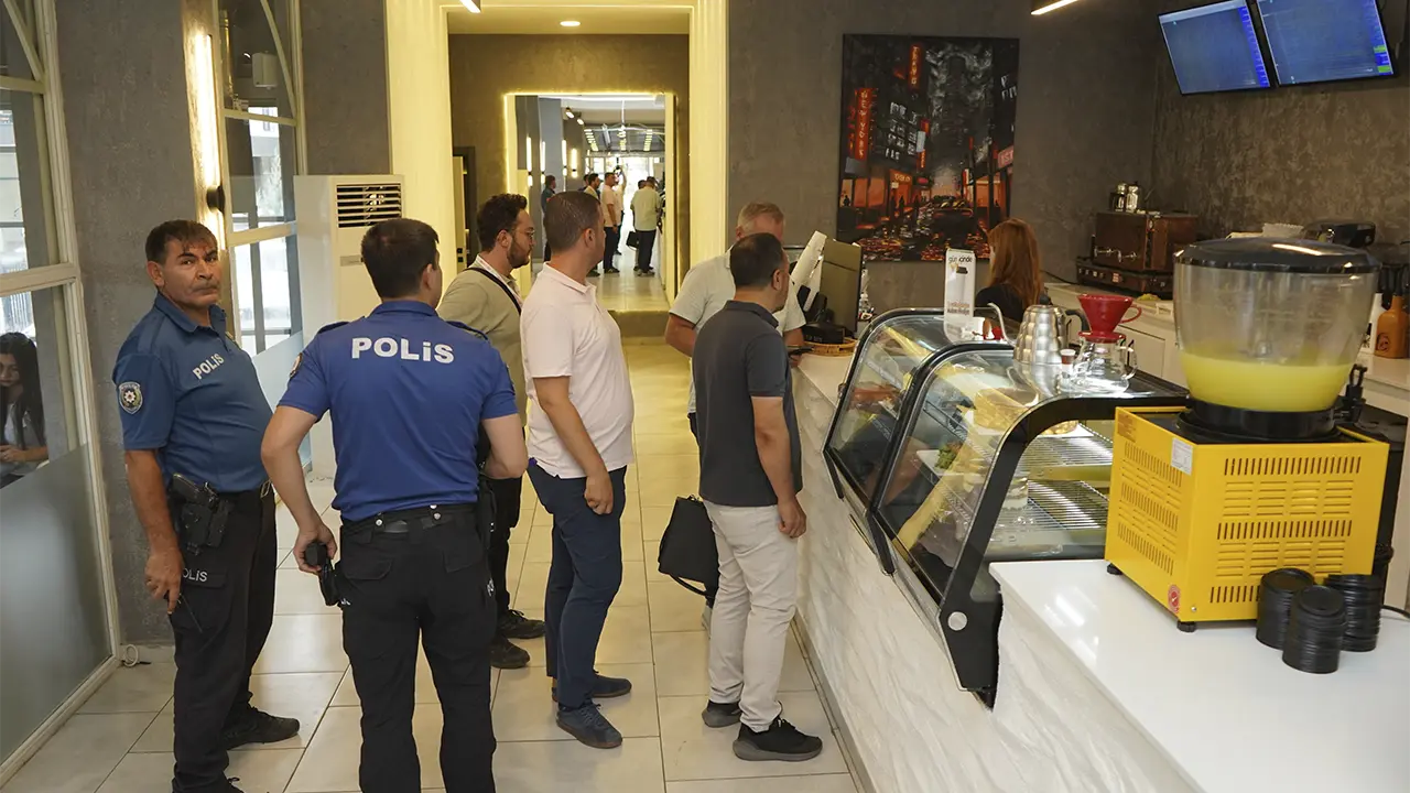 Uşak’ta Kafe ve Restoranlarda Sigara Denetimi
