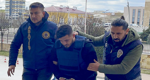 Uşak'ta gece kulübünde birlikte çalıştığı kişiyi öldüren zanlı tutuklandı