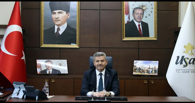 Vali Dr. Turan Ergün Ramazan Ayı Mesajı ;  “UŞAKLI HEMŞEHRİLERİMİZİN VE TÜM İSLAM ALEMİNİN RAMAZAN AYINI TEBRİK EDİYORUM”