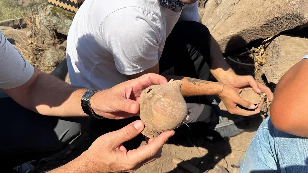 Manisa'daki Aigai Antik Kenti'nde Demeter'e adanmış tapınak gün yüzüne çıkarılıyor