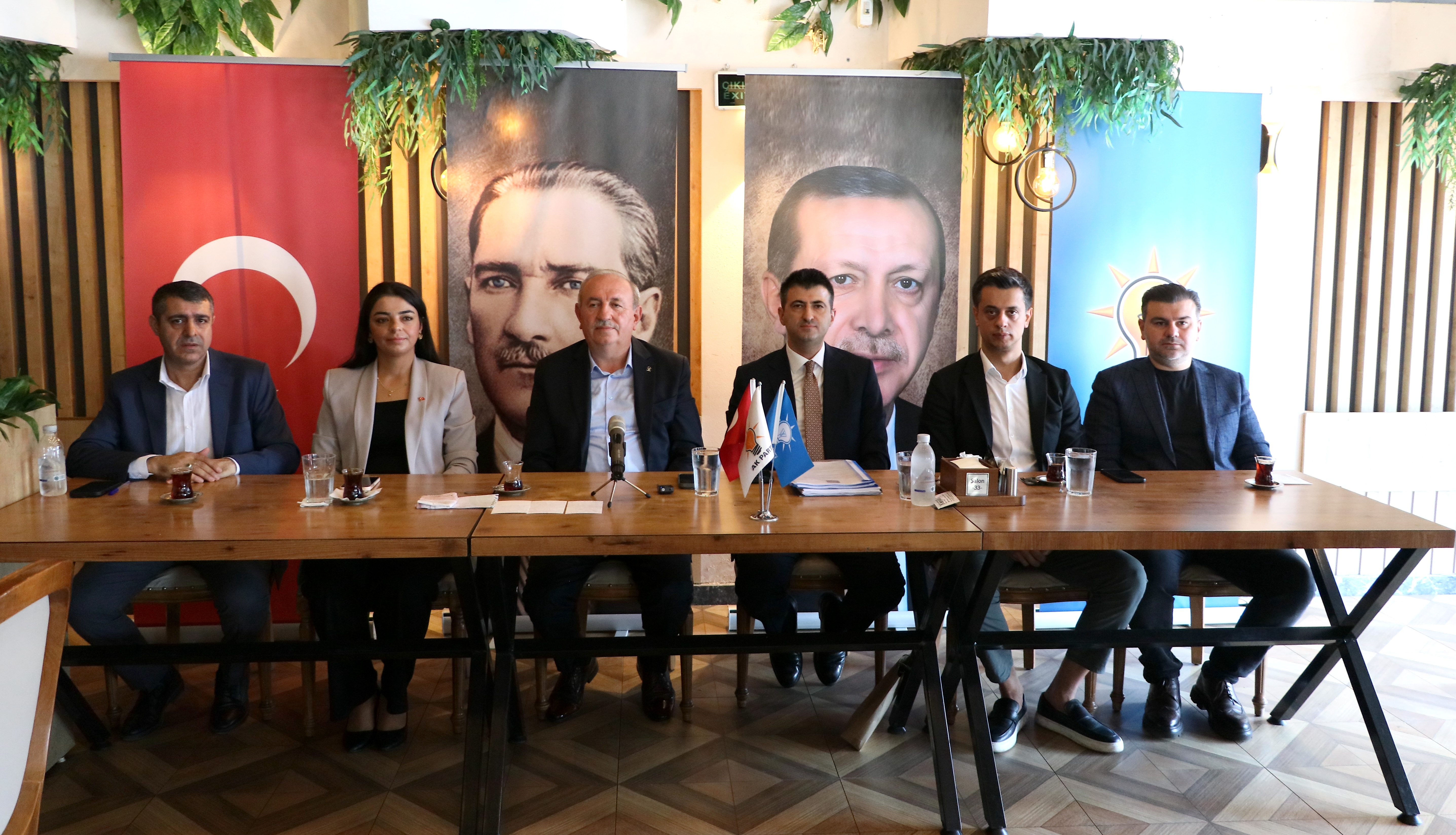AK Parti'li Çelebi, şehit aileleri ve gazilere 'Terörsüz Türkiye' sürecini anlattı: