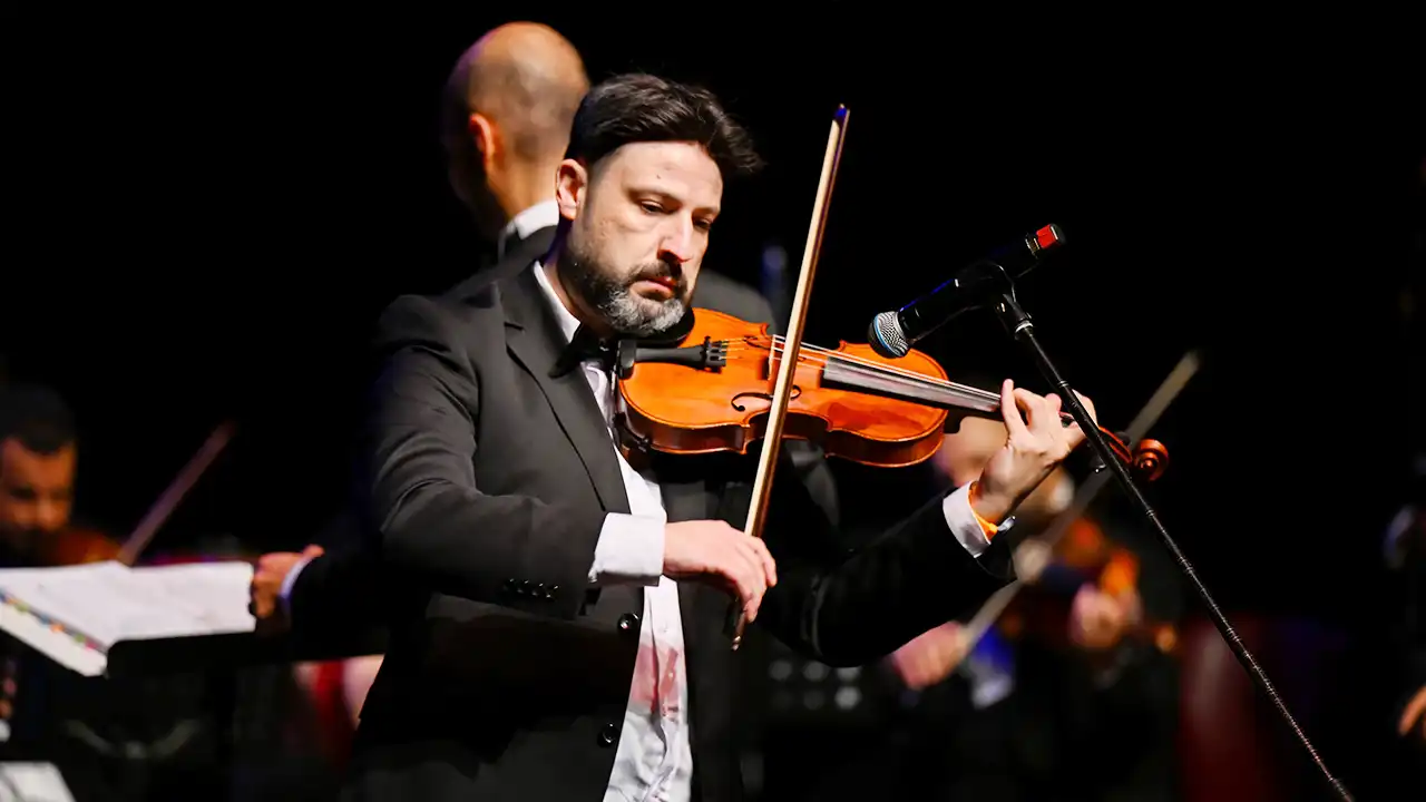 İzmir hafta boyunca sanat etkinliklerine ev sahipliği yapacak