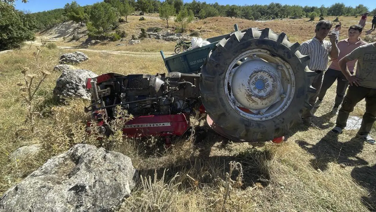 Aydın'da traktörle çarpışan motosikletin sürücüsü öldü