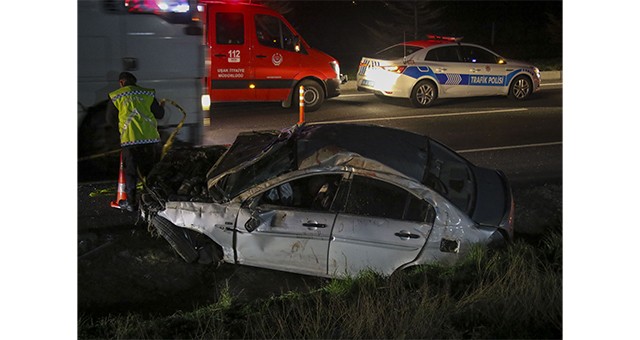 ŞARAMPOLE DEVRİLEN OTOMOBİLİN SÜRÜCÜSÜ ÖLDÜ