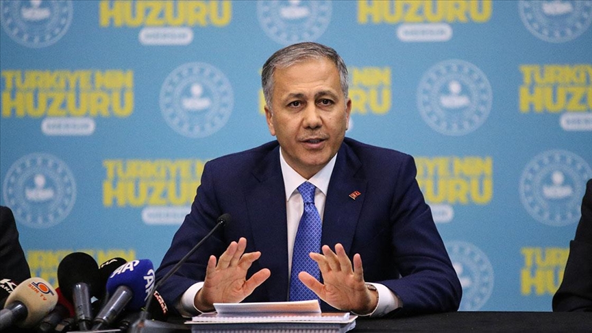 İçişleri Bakanı Ali Yerlikaya, Afyonkarahisar'da Huzur ve Güvenlik Toplantısı'na katıldı
