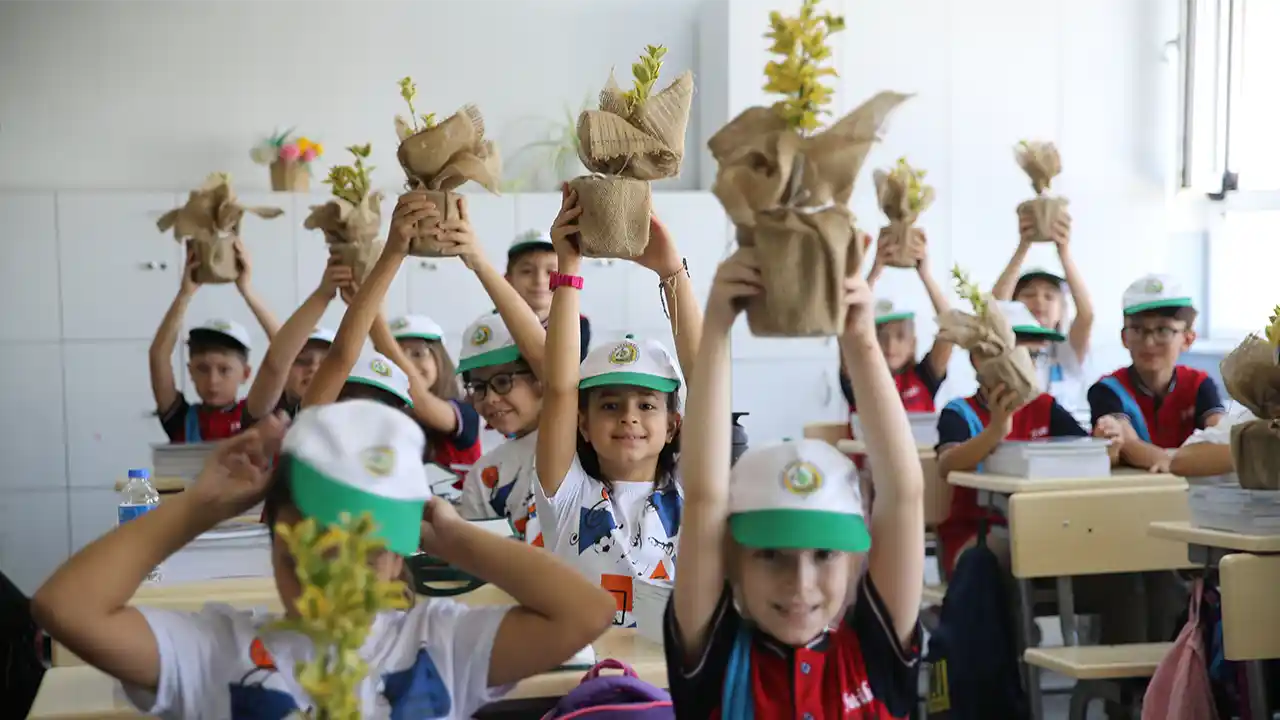 Denizli'de yeni eğitim öğretim yılı törenle başladı