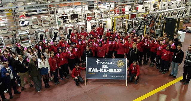 VESTEL VE MANİSA İL EMNİYET MÜDÜRLÜĞÜ'NDEN KADINA ŞİDDETE KARŞI İŞ BİRLİĞİ