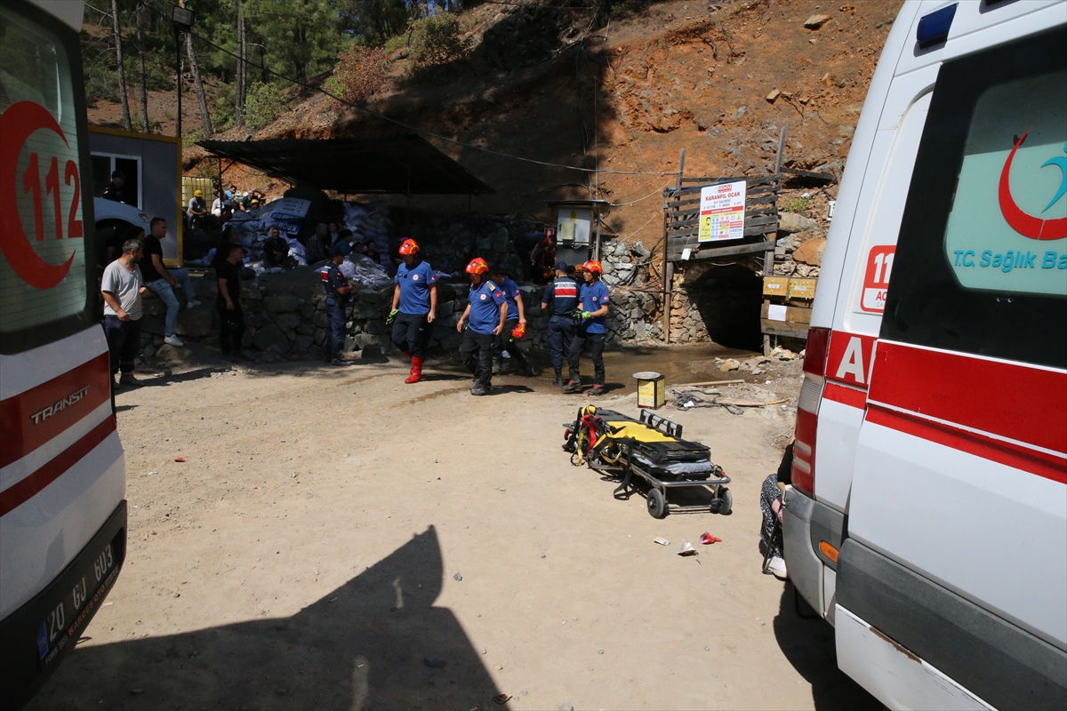 Denizli'de madendeki göçükte mahsur kalan 2 işçiye ulaşılması için çalışmalar sürüyor