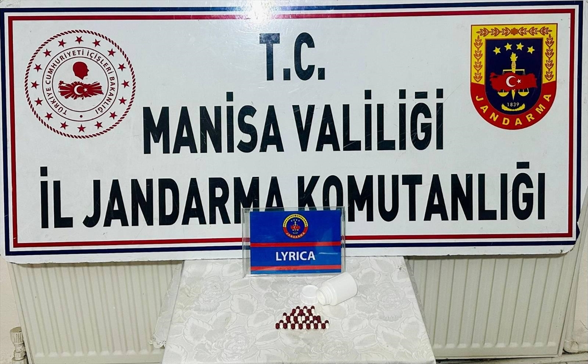 Salihli'de uyuşturucuyla yakalanan 5 şüpheliye adli işlem