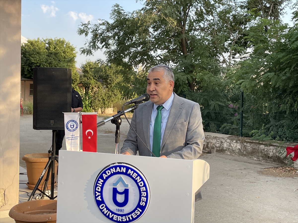 Merhum Başbakan Adnan Menderes memleketi Aydın'da anıldı