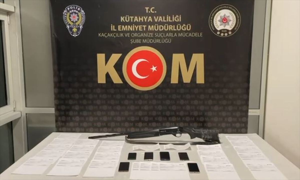 Kütahya'da suç örgütüne yönelik operasyonda yakalanan 7 zanlıdan 6'sı tutuklandı